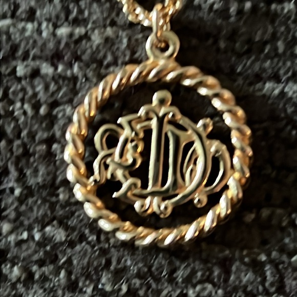 Christian Dior vintage CD logo pendant. - Picture 4 of 7